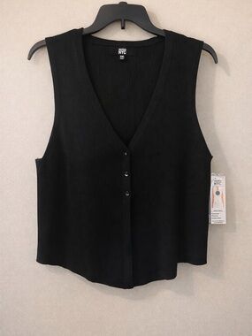 NWT Madden NYC Black Ribbed Button Front Tank Top XXL Plus Size V Neck